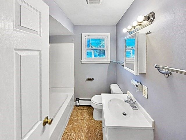 34 Marjorie St, Worcester, MA 01604