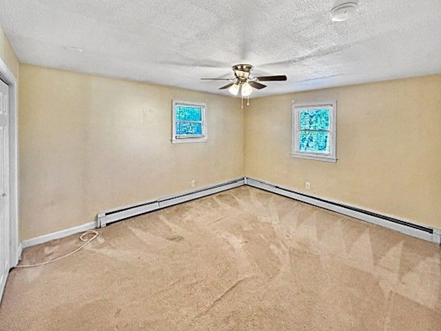 34 Marjorie St, Worcester, MA 01604