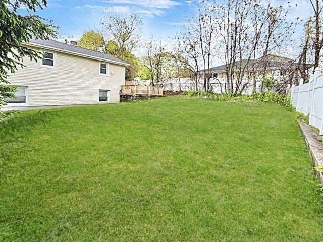 34 Marjorie St, Worcester, MA 01604
