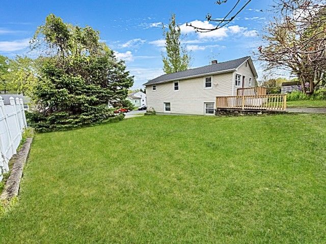 34 Marjorie St, Worcester, MA 01604