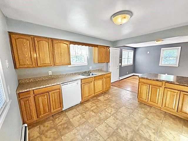 34 Marjorie St, Worcester, MA 01604