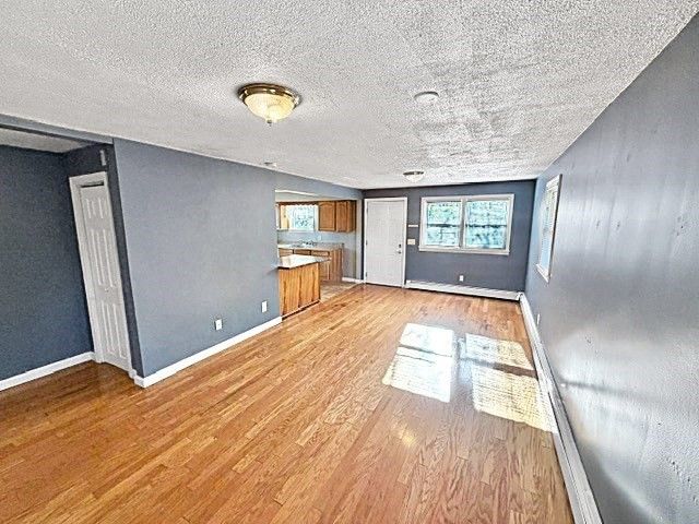 34 Marjorie St, Worcester, MA 01604
