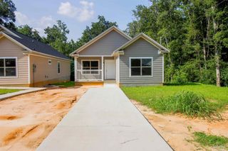 7704 A Pontiac Dr, Pensacola, FL 32506