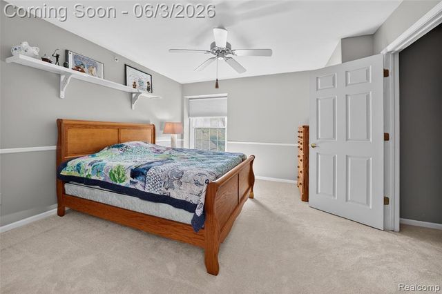 156 Sandhills Lane, Lake Orion, MI 48362