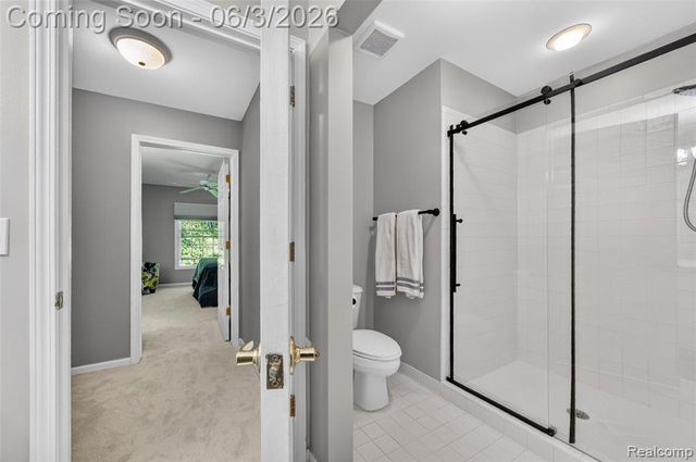 156 Sandhills Lane, Lake Orion, MI 48362