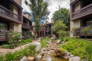 21930 Marylee 58, Woodland Hills, CA 91367