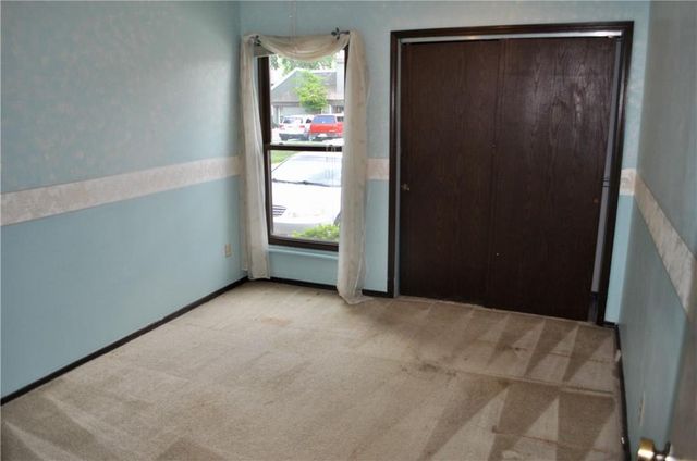 6638 Halsey Street, Shawnee, KS 66216