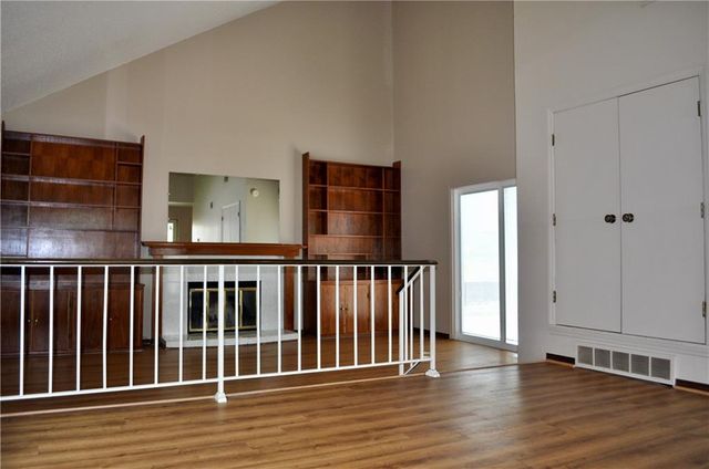 6638 Halsey Street, Shawnee, KS 66216