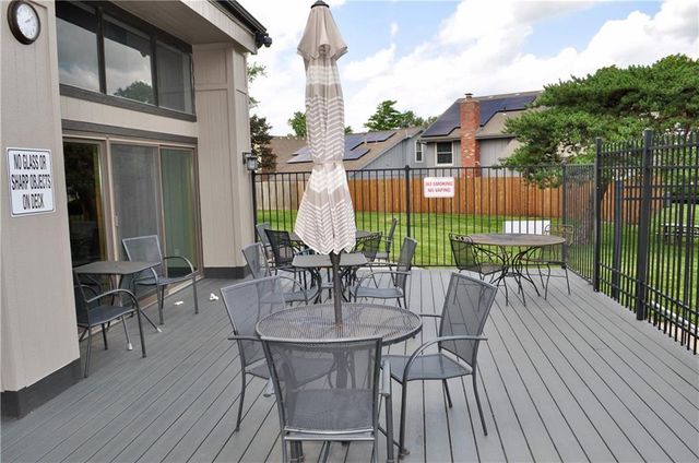 6638 Halsey Street, Shawnee, KS 66216