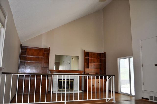 6638 Halsey Street, Shawnee, KS 66216