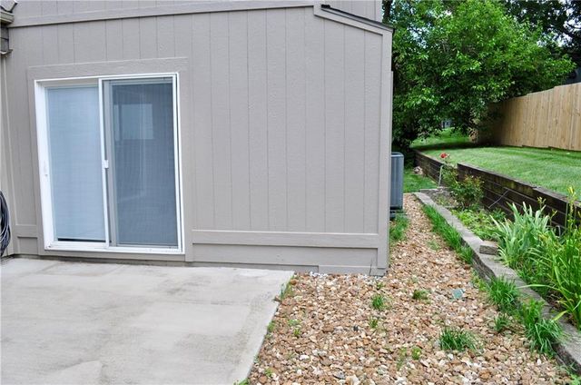 6638 Halsey Street, Shawnee, KS 66216