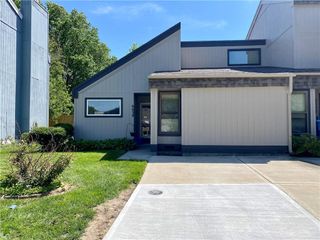 6638 Halsey Street, Shawnee, KS 66216