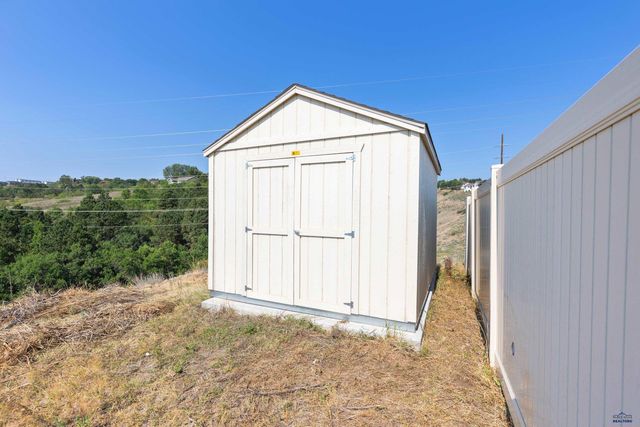 653 ENCHANTMENT RD, Rapid City, SD 57701