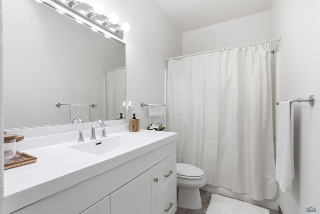653 ENCHANTMENT RD, Rapid City, SD 57701
