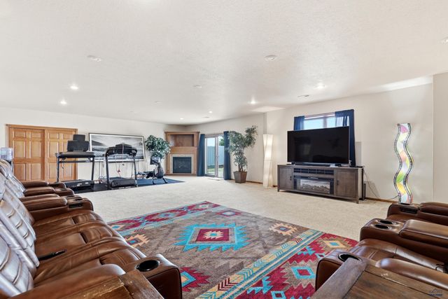 653 ENCHANTMENT RD, Rapid City, SD 57701