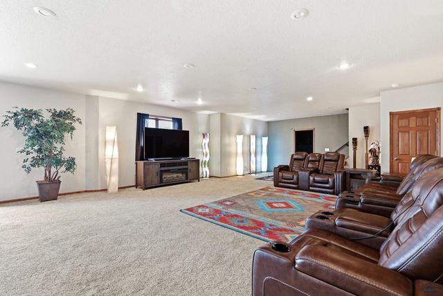 653 ENCHANTMENT RD, Rapid City, SD 57701