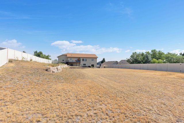 653 ENCHANTMENT RD, Rapid City, SD 57701