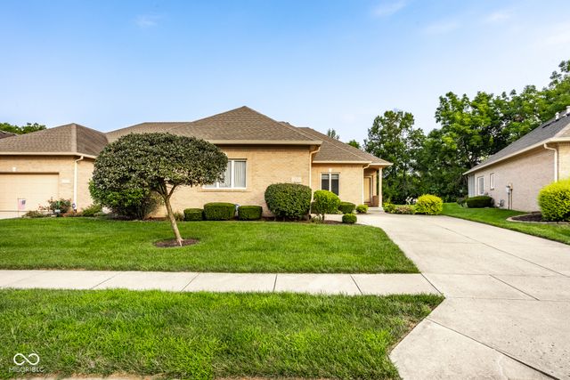 1392 Heron Ridge, Greenwood, IN 46143
