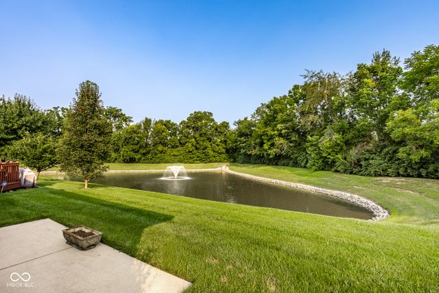 1392 Heron Ridge, Greenwood, IN 46143