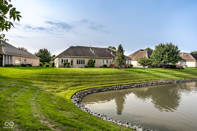 1392 Heron Ridge, Greenwood, IN 46143