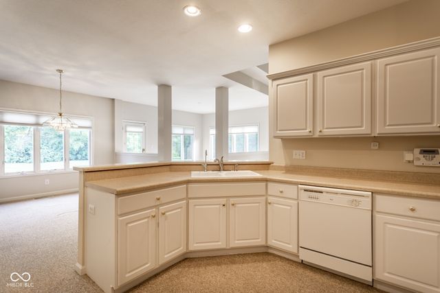 1392 Heron Ridge, Greenwood, IN 46143