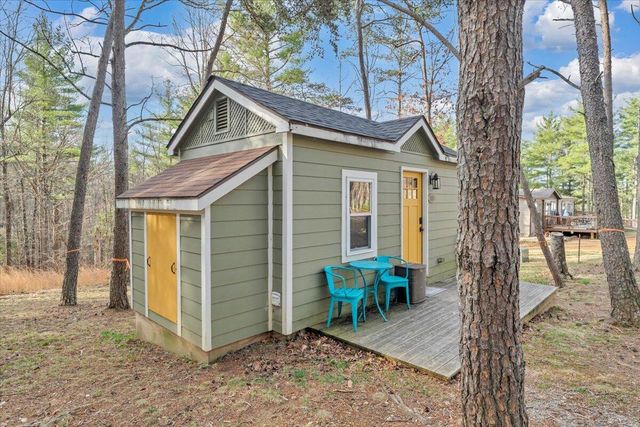 738 Jerry LN NE, Check, VA 24072