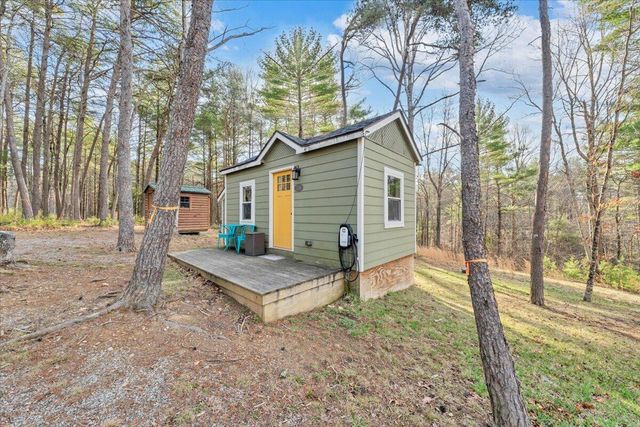 738 Jerry LN NE, Check, VA 24072