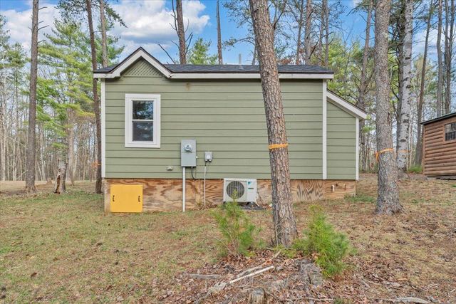 738 Jerry LN NE, Check, VA 24072