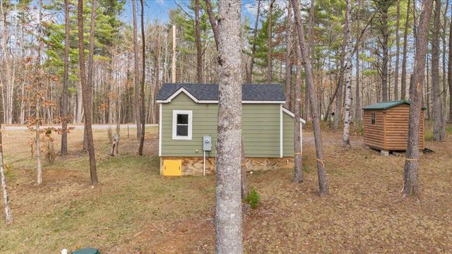 738 Jerry LN NE, Check, VA 24072