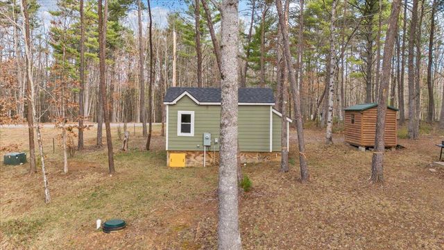 738 Jerry LN NE, Check, VA 24072