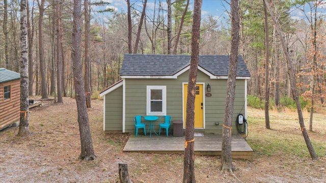 738 Jerry LN NE, Check, VA 24072