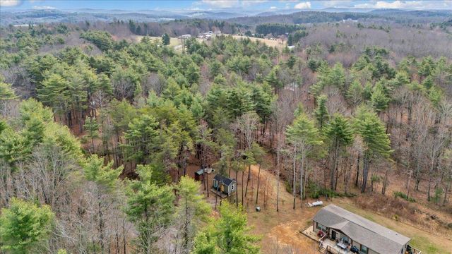 738 Jerry LN NE, Check, VA 24072