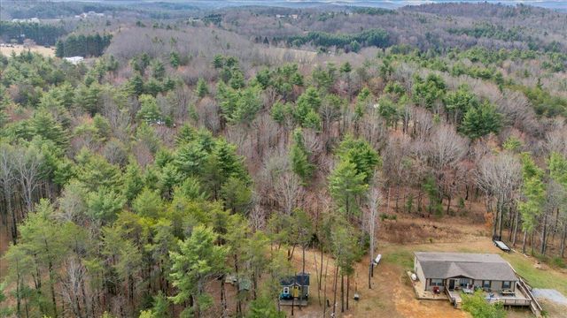 738 Jerry LN NE, Check, VA 24072