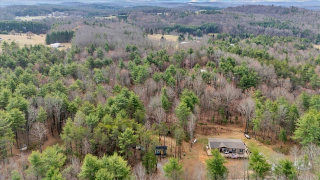 738 Jerry LN NE, Check, VA 24072