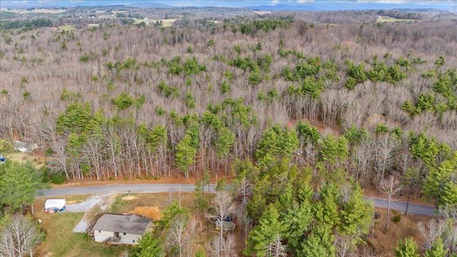 738 Jerry LN NE, Check, VA 24072