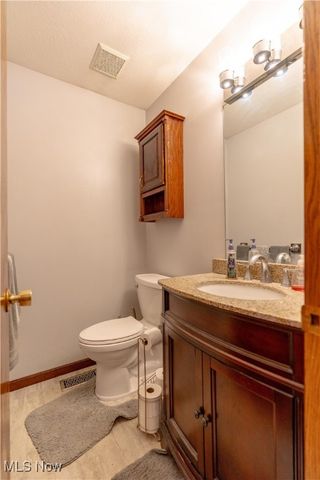 3069 W Castle Circle NW, Massillon, OH 44647