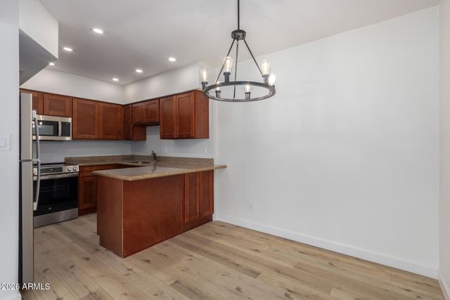 949 S MCCLINTOCK Drive 3, Tempe, AZ 85281
