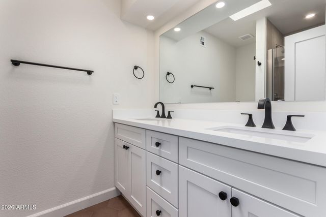 949 S MCCLINTOCK Drive 3, Tempe, AZ 85281
