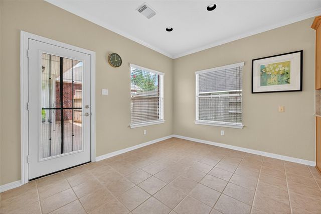 11711 Summer Brook Court, Pearland, TX 77584