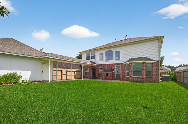 11711 Summer Brook Court, Pearland, TX 77584