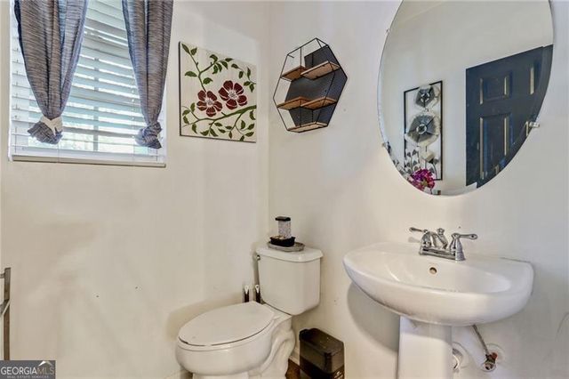 4048 Carlinswood Way, Stone Mountain, GA 30083