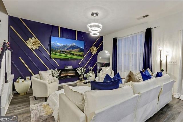 4048 Carlinswood Way, Stone Mountain, GA 30083