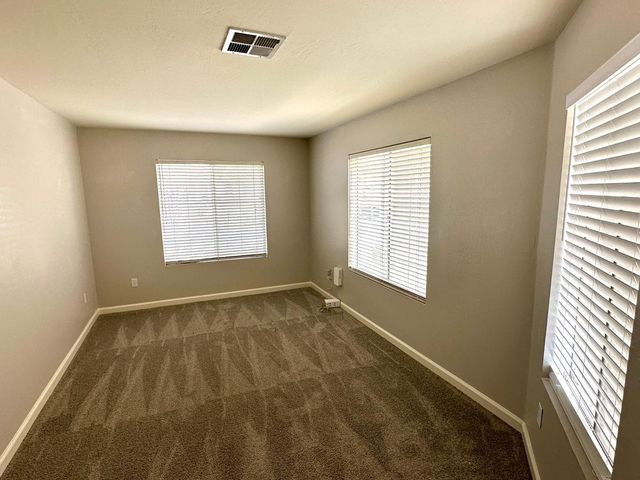 1329 E Cathedral Rock Drive, Phoenix, AZ 85048