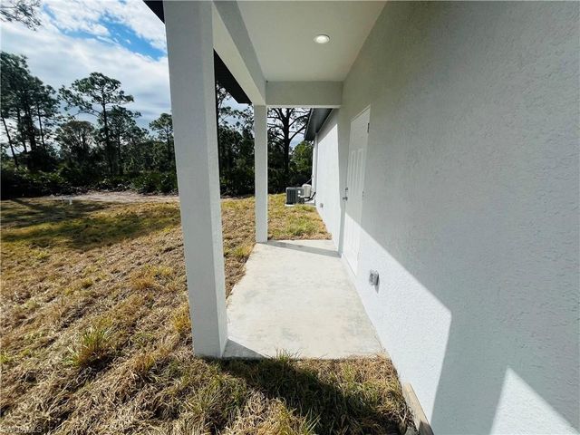 206 Hagan AVE S, Lehigh Acres, FL 33974