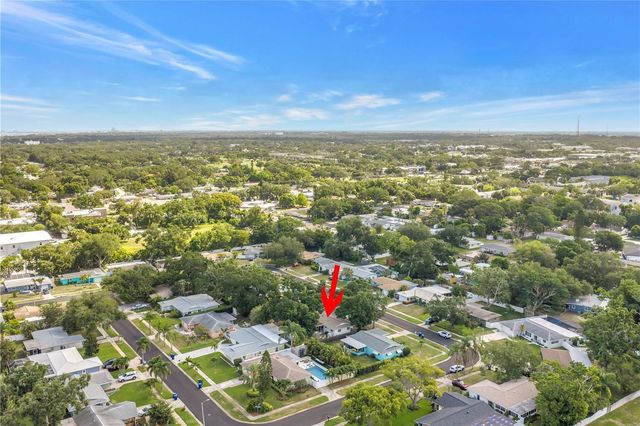 11478 IMPERIAL GROVE DRIVE E, Largo, FL 33774