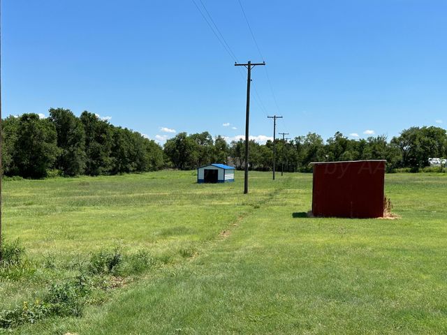 700 N Texas Street, Shamrock, TX 79079