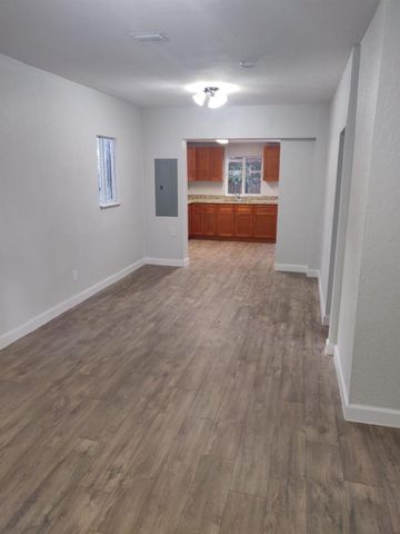 210 SW 7th Street, Dania Beach, FL 33004