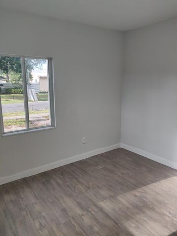 210 SW 7th Street, Dania Beach, FL 33004