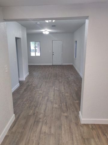 210 SW 7th Street, Dania Beach, FL 33004