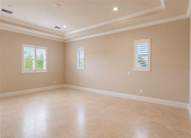 2915 Coco Lakes DR, Naples, FL 34105